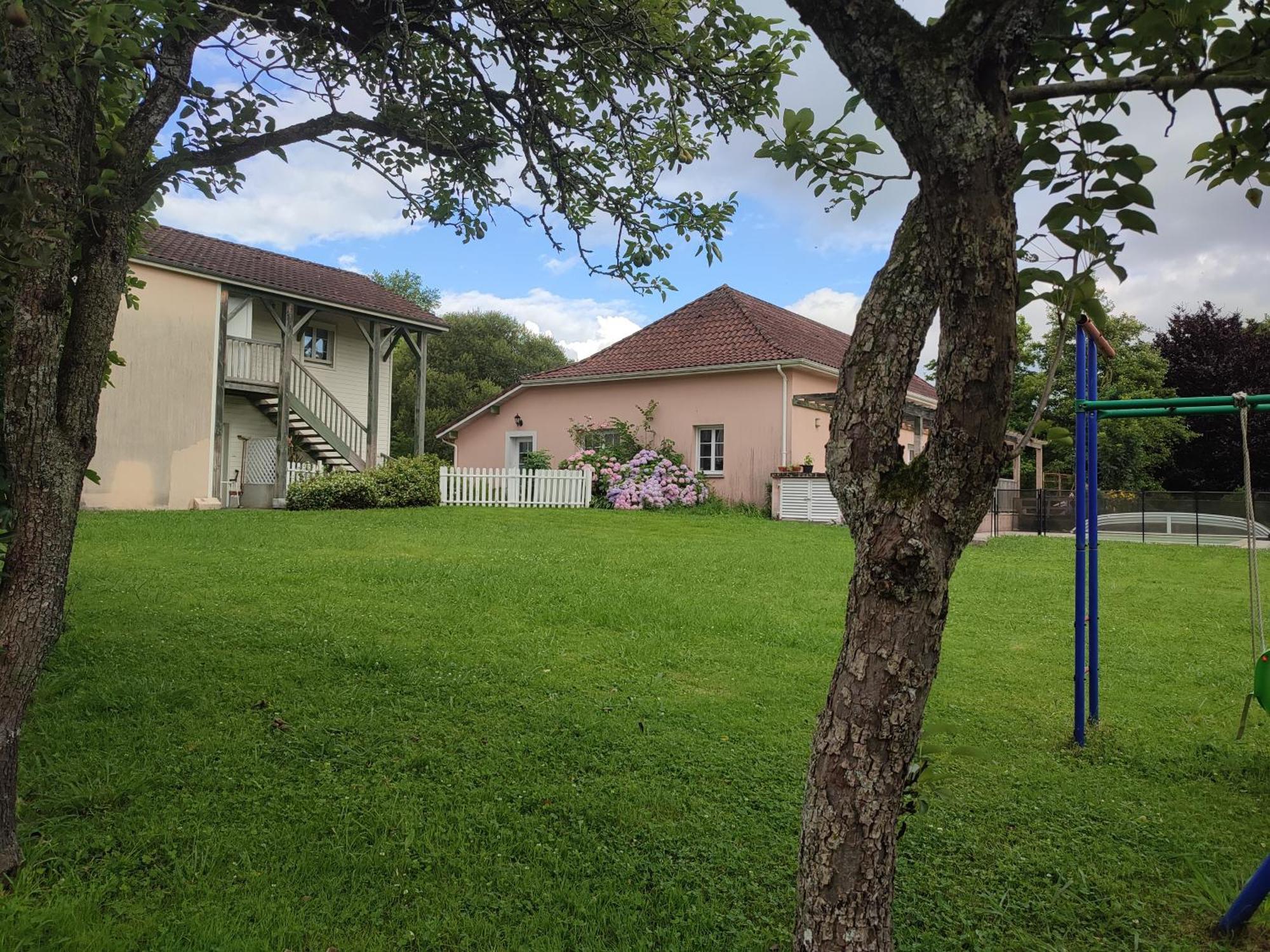 De Couleurs Et D'Eau Fraiche Bed & Breakfast Navarrenx ภายนอก รูปภาพ